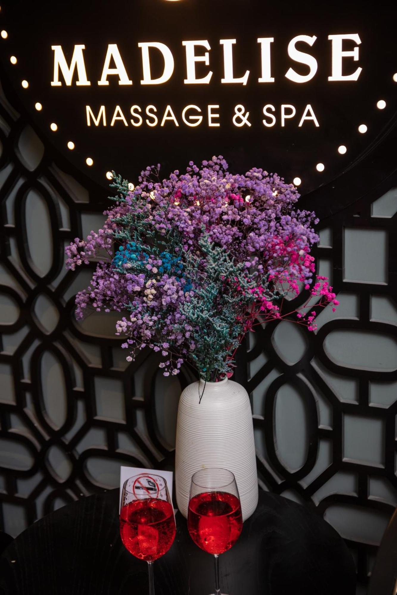 Madelise Palace Hotel & Travel Hanoi Luaran gambar